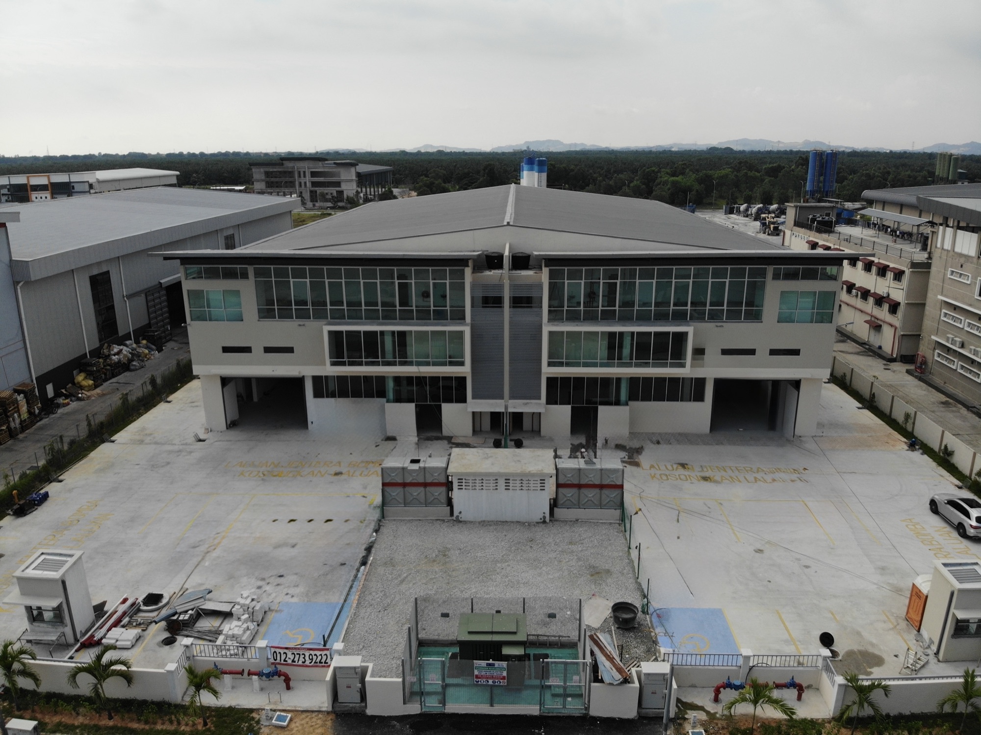 Heavy-duty warehouses and factories in Kapar, completed by Golden Pavilion Group